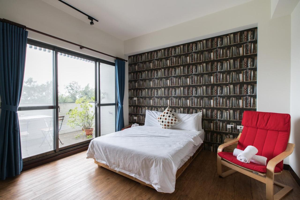 黑琵軼棧湖濱旅宿 K&B Happy Hostel Tainan Buitenkant foto