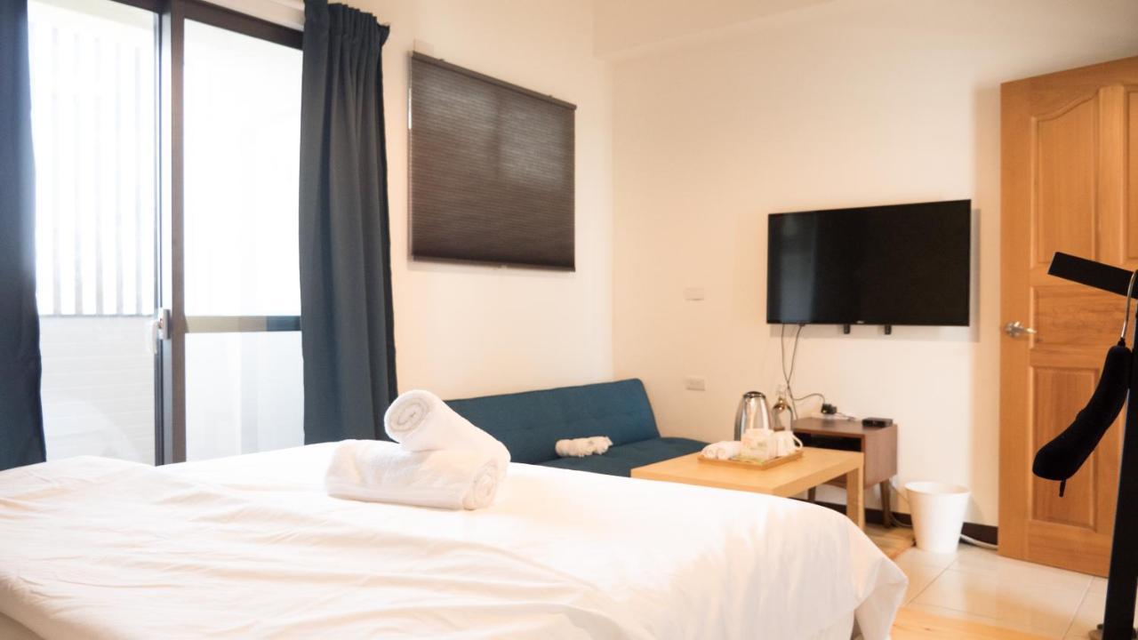 黑琵軼棧湖濱旅宿 K&B Happy Hostel Tainan Buitenkant foto