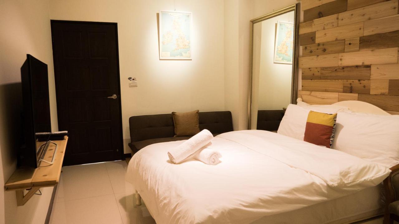 黑琵軼棧湖濱旅宿 K&B Happy Hostel Tainan Buitenkant foto