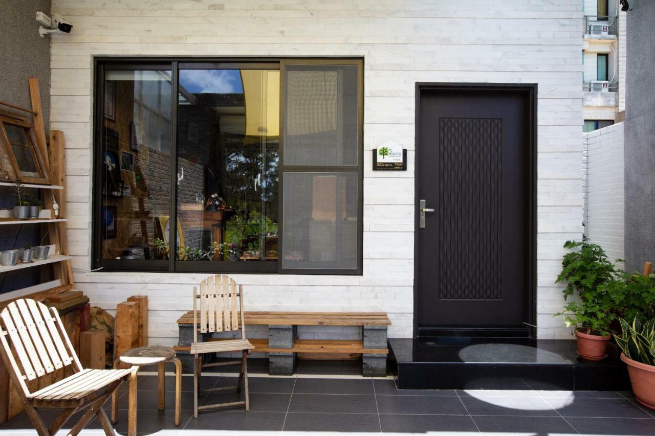 黑琵軼棧湖濱旅宿 K&B Happy Hostel Tainan Buitenkant foto